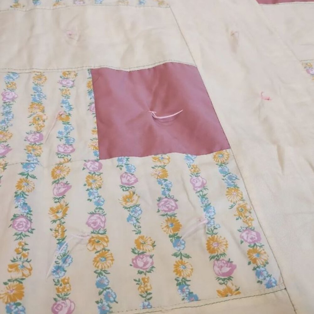 Vintage Handmade Quilted Baby Crib Blanket, Floral w/ Pale Yellow & Pink 40x50